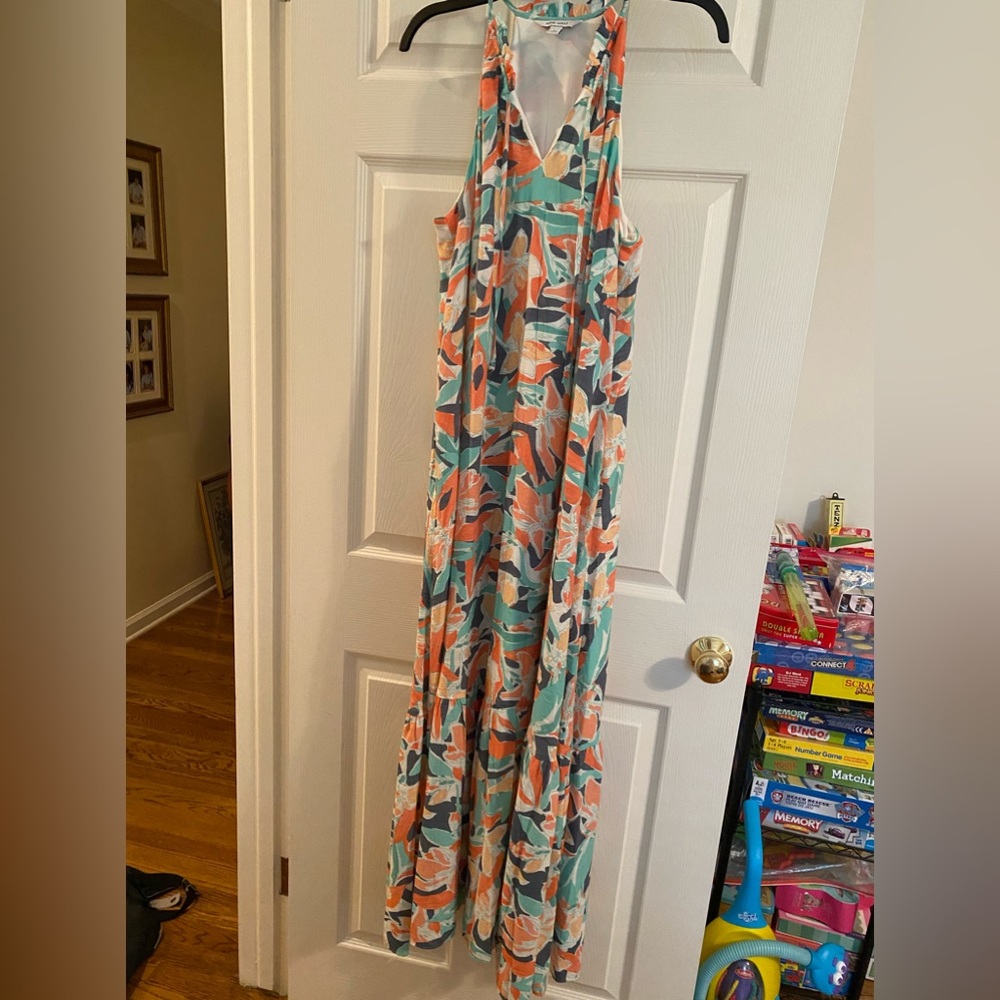 Nine West Maxi Dress with deep ruffle.